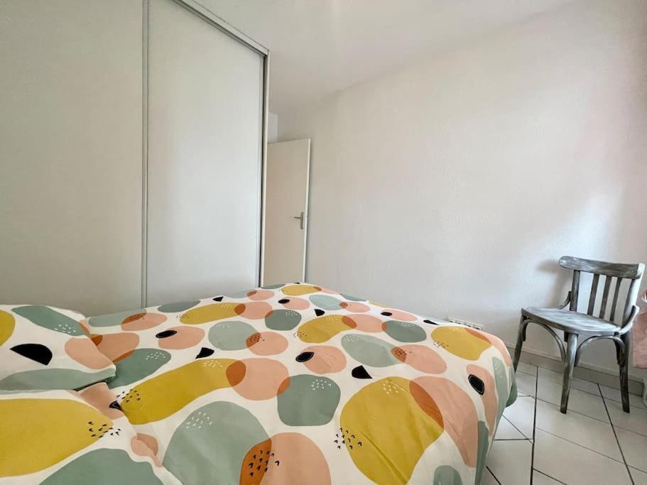 Duplex 70M2 - Vue Cite Medievale - Parking Gratuit カルカソンヌ エクステリア 写真