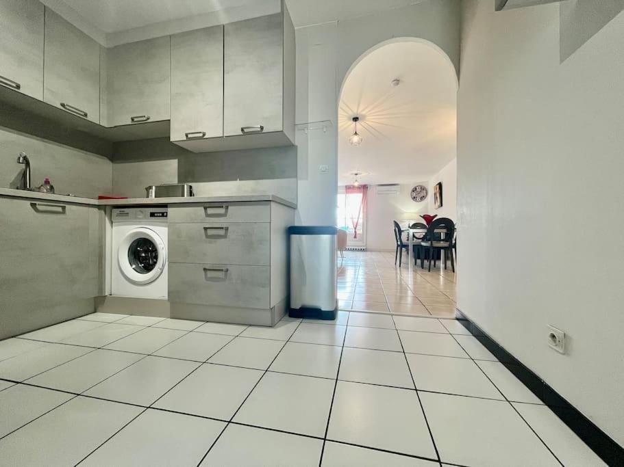 Duplex 70M2 - Vue Cite Medievale - Parking Gratuit カルカソンヌ エクステリア 写真